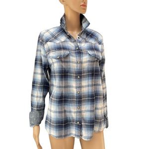 Jachs Girlfriend BAE blue plaid long sleeve snap button down cotton flannel med